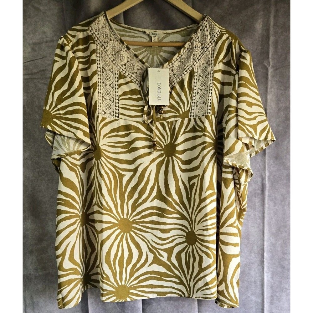 Como Blu Womens Plus Size Tunic Top Crochet  Trim Short Ruffle Sleeve Boho 3x